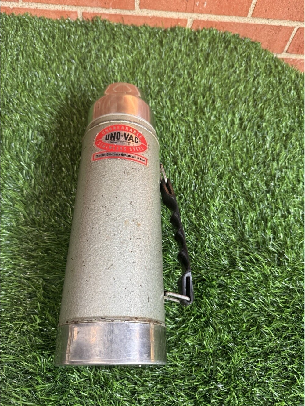 Uno-Vac Stainless Steel Vintage Thermos with Handle Aug. 1979